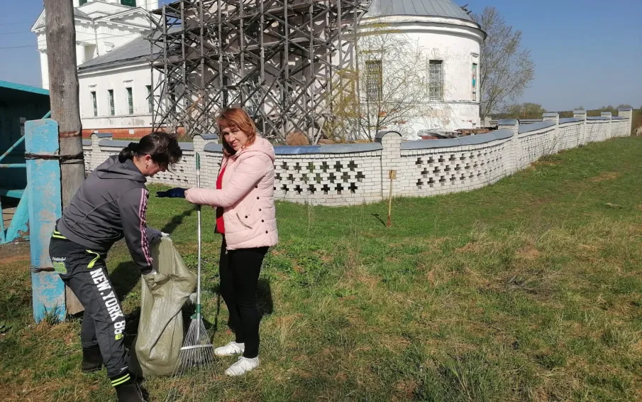 Добрая традиция – субботники.  С начала апреля в населенных пунктах Территориального управления № 1 проводились субботники